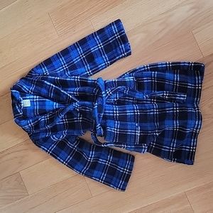 5/$15 Boys fleece robe size 10/12 blue paid